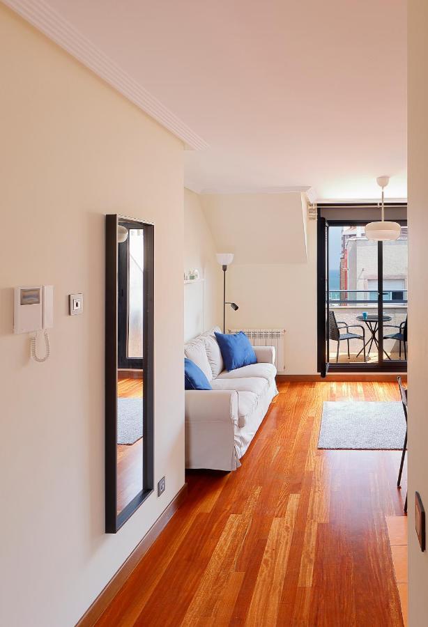Atico Con Terraza, Vistas Al Mar Y Parking En Playa De S Lorenzo Gijón Buitenkant foto